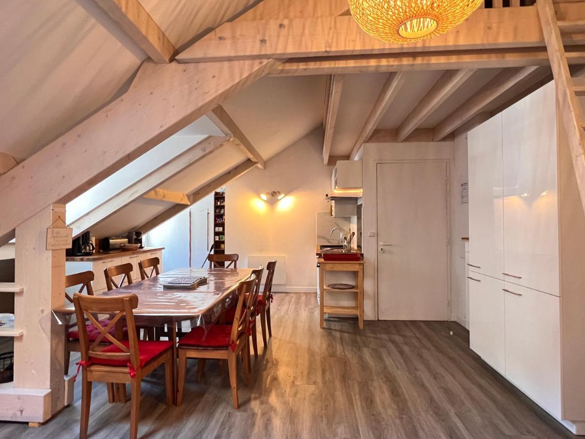 Place De La Mairie T2 Type Loft 70M2 Terrasse 35M2 Cauterets Exterior foto